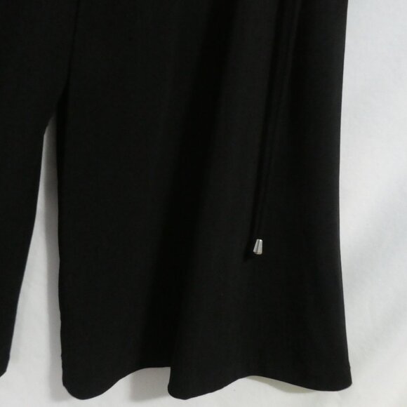 AB STUDIO | large | Capri Leggings With Decorative Double String Sides | USA - Picture 9 of 16